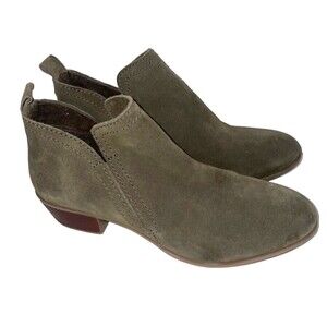 DIBA Women's Layla Moss Green Suede Ankle Bots size 8 Side Zip Bootie